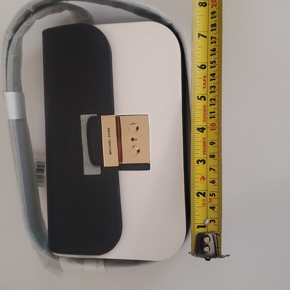 MICHAEL Michael Kors Handbags - Sm flap belt bag leather, Michael kors. Black / white, Adjustable 24in-43in.